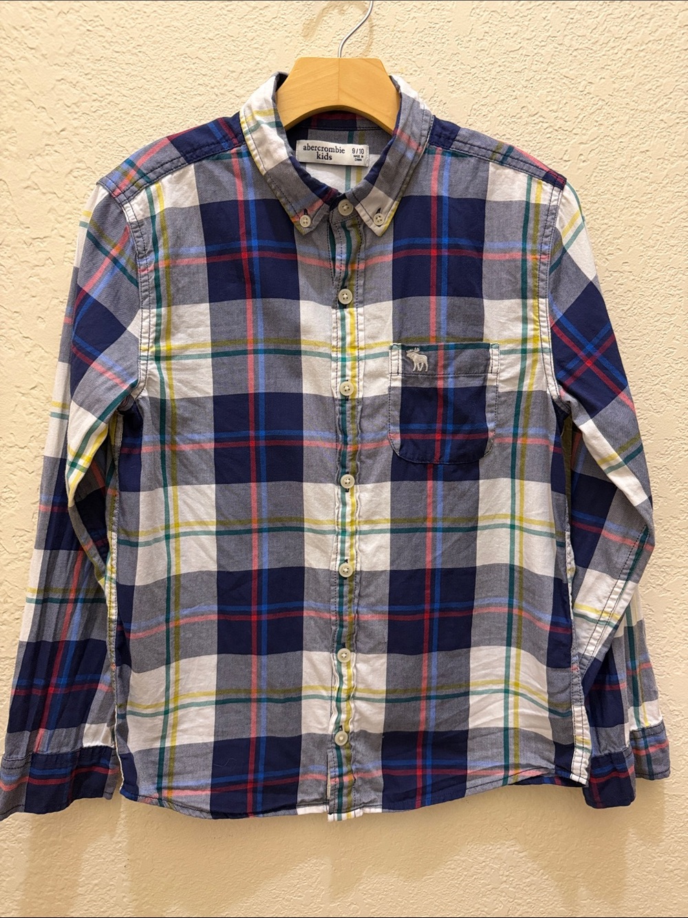 👦🏻 Abercrombie Kids Boys Multi Color Plaid Button Down Shirt Size 9/10 M